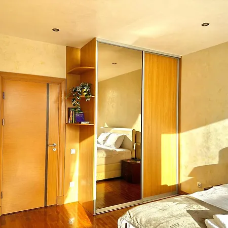 Phucan Apartment-riga *