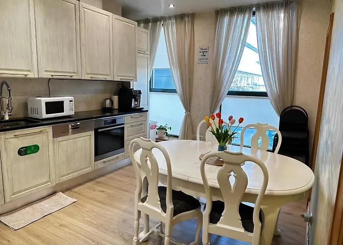 Phucan Apartment-riga 리가